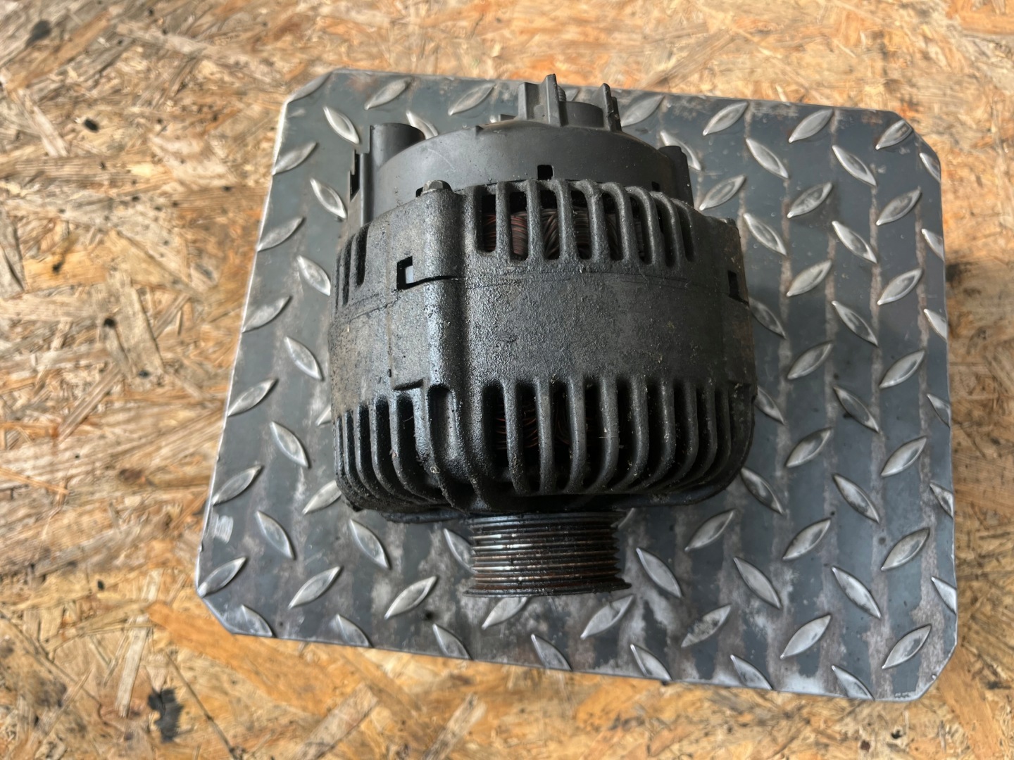 ALTERNATOR AUDI A6-C6 059903015R