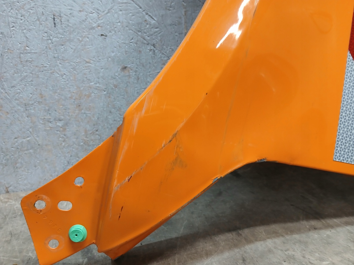 fender front left MERCEDES SPRINTER W907 A907 W910 A910