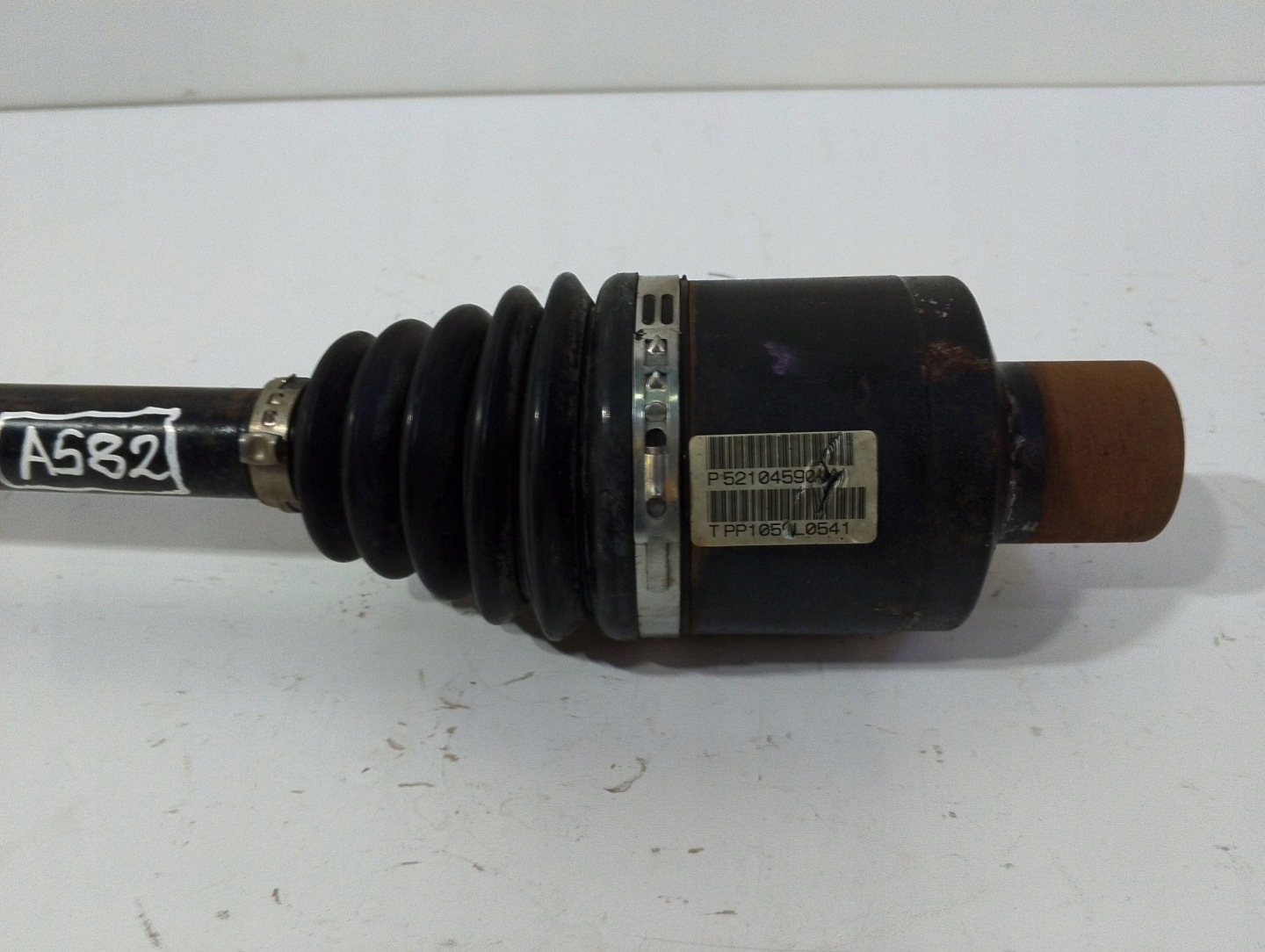 Jeep Grand Cherokee WK 3,0 CRD semi-axis front right P52104590AB (A582)