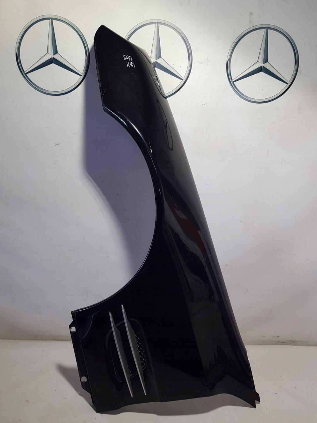 fender front left Mercedes SL R230 W230 197 C197