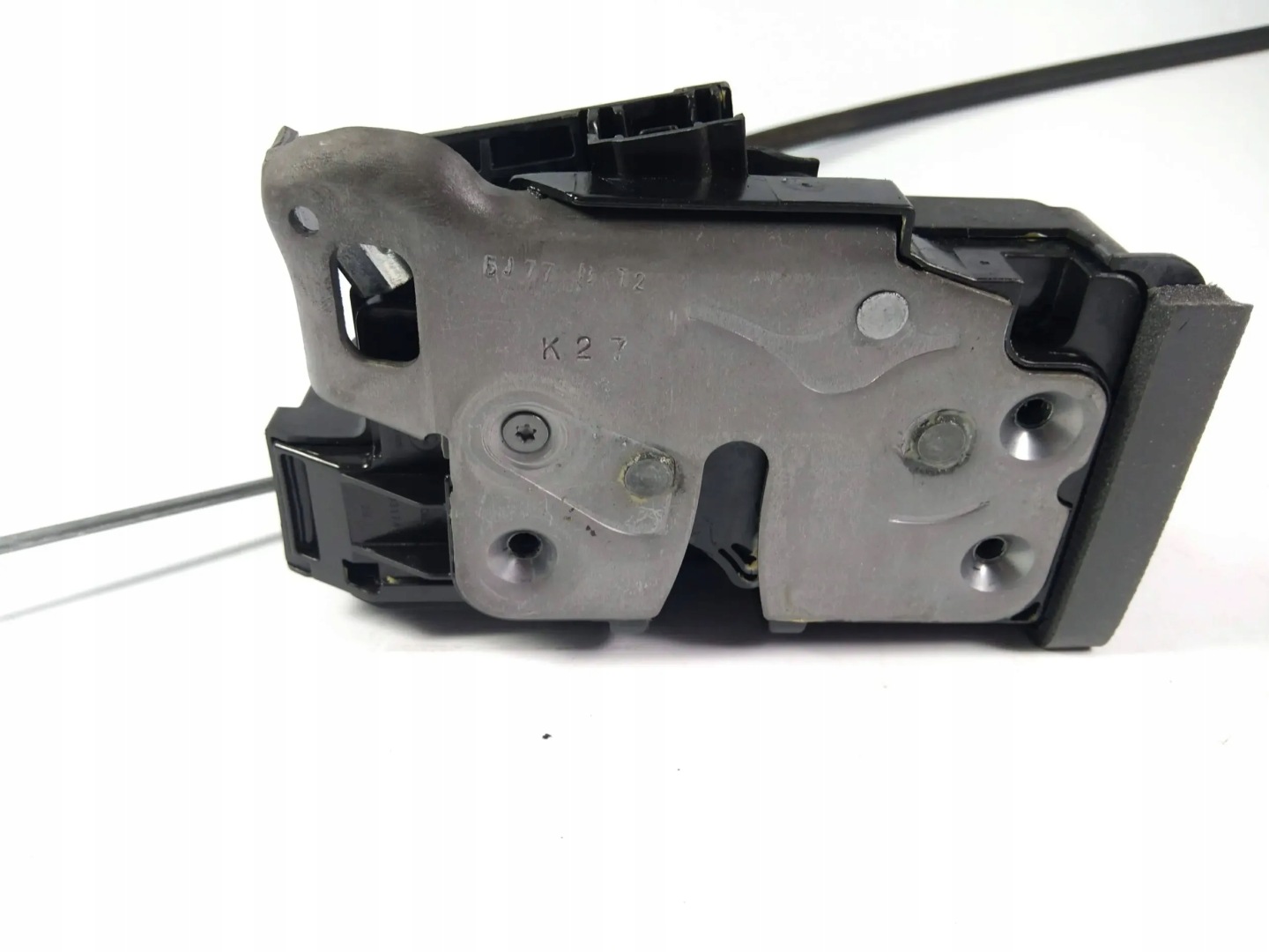 Chevrolet Silverado 1500 lock door left rear part 2019+