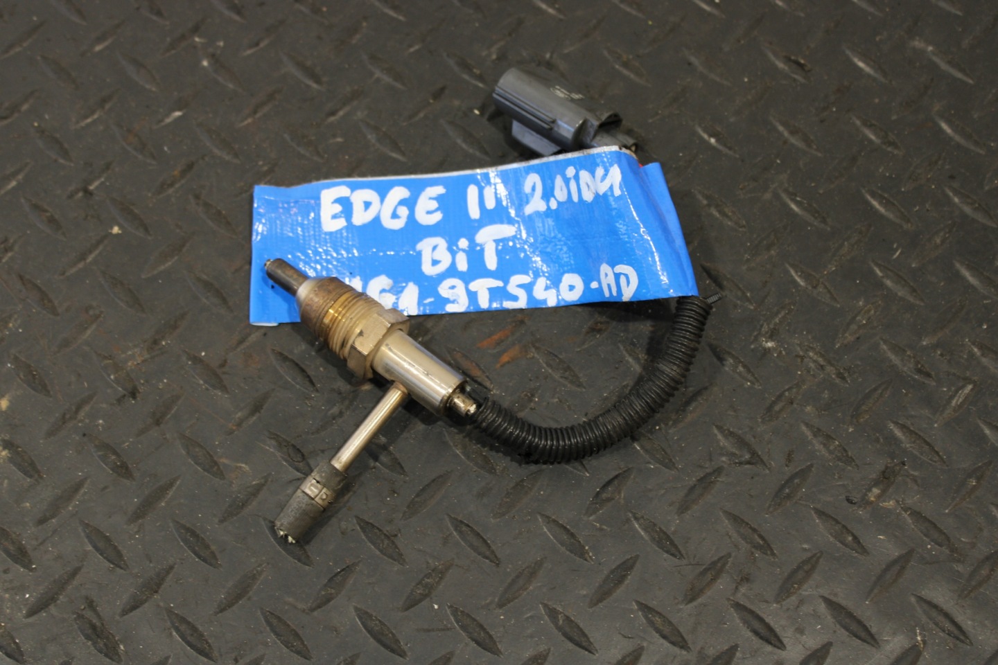 Injecteur ADBLUE FORD EDGE MK2 E1G1-9T540-AD