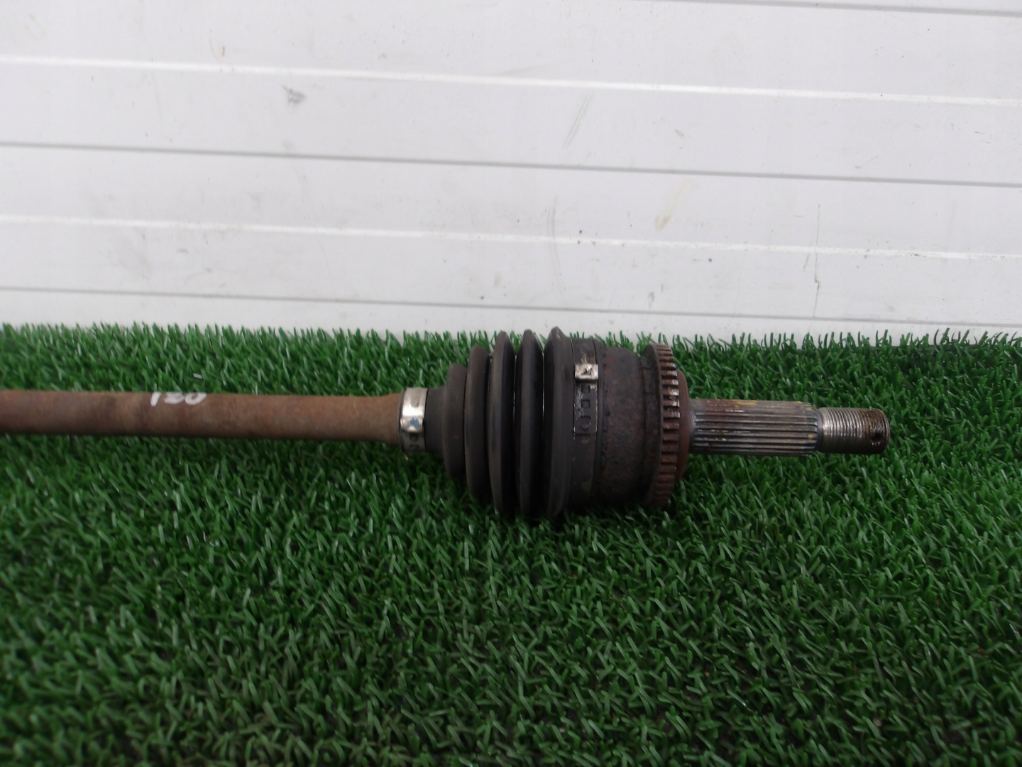 HYUNDAI I20 and 08-12 1.2 B semi-axis left short. MANUAL OE