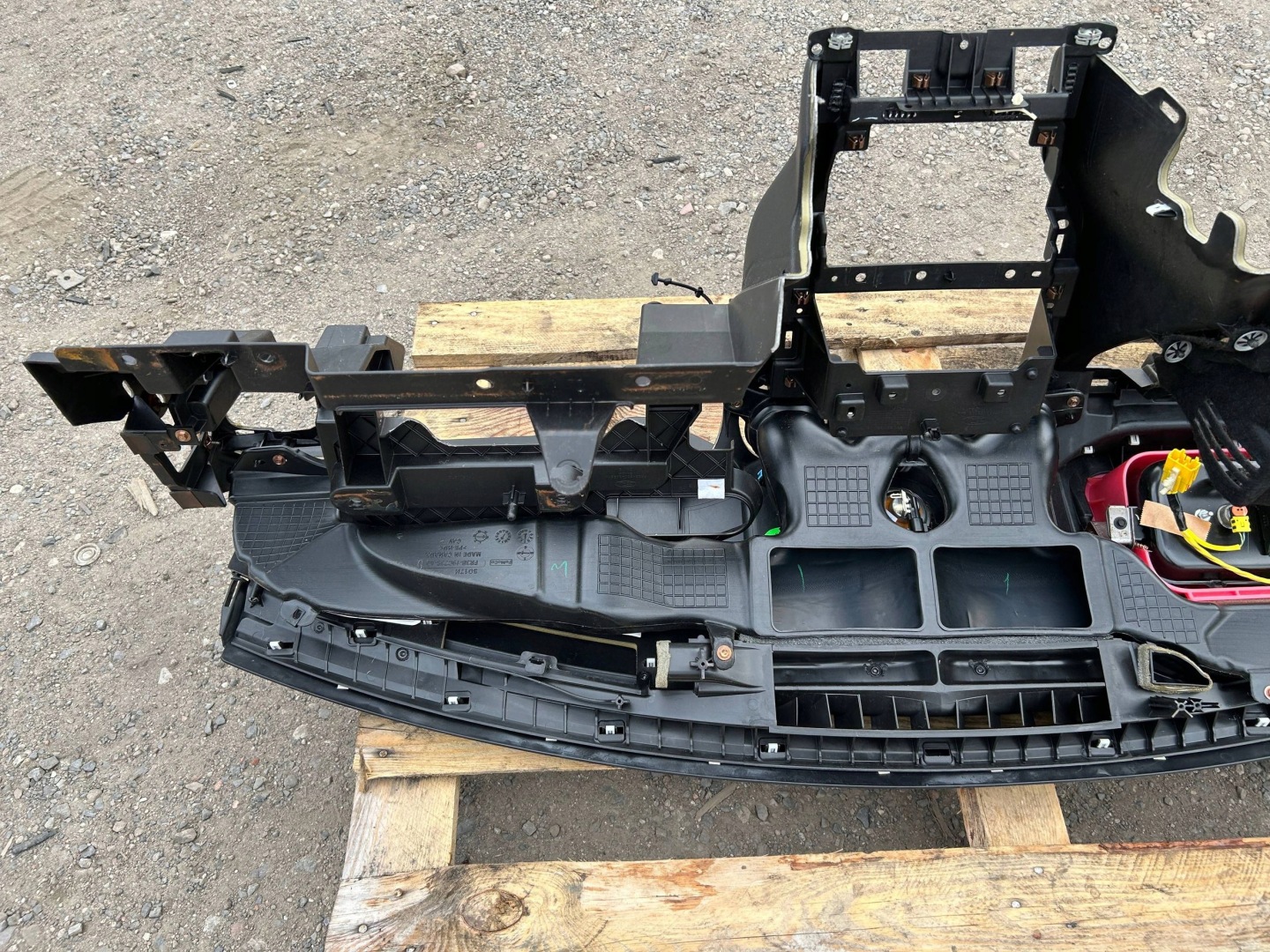 dashboard instrument panel console airbag powietrzna airbag Ford Mustang 2015