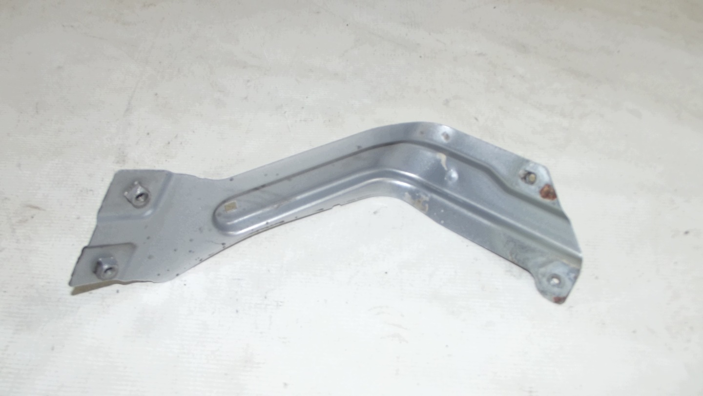 VW Caddy III Touran II Console Support plaque Aile Gauche Avant 1T0821135C