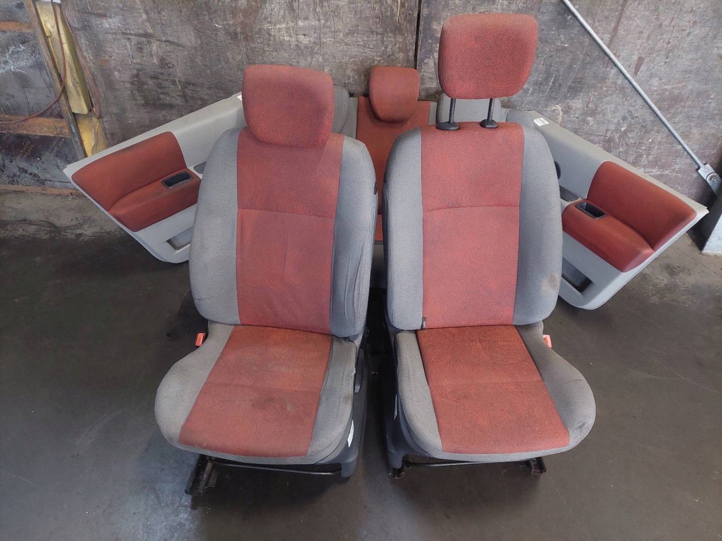 seats KOMPLET left right seat rear part + side RENAULT MODUS and