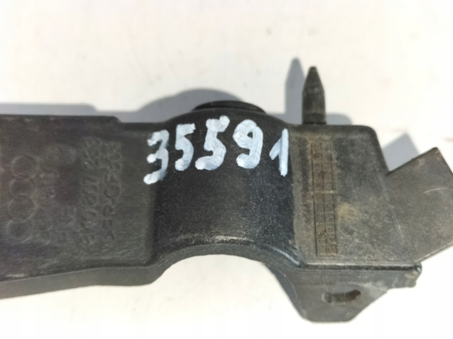 support holder of a bumper front left AUDI A4 B8 07