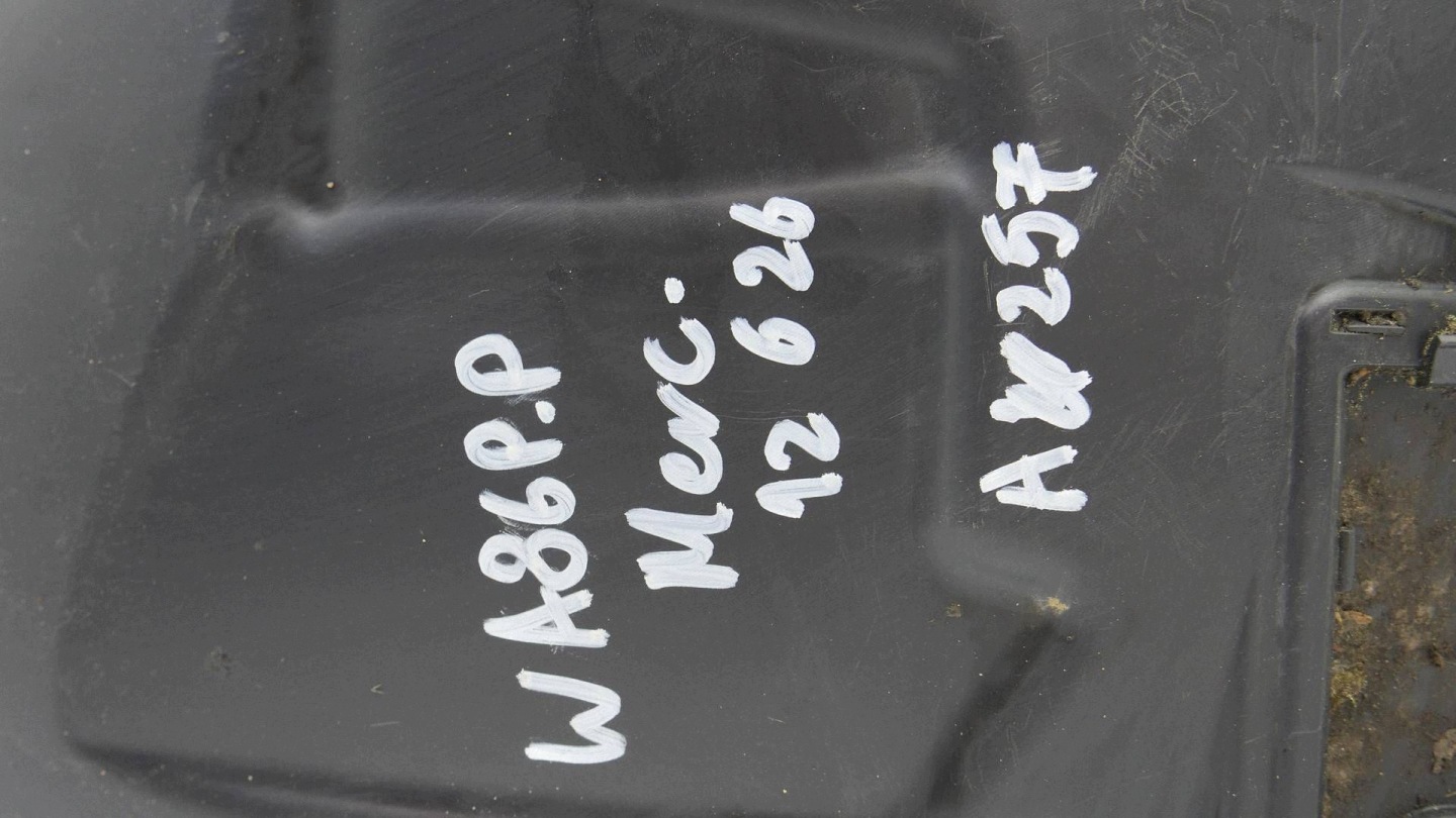 mudguard right front right front 1 part MERCEDES CLS C257 A2576909501