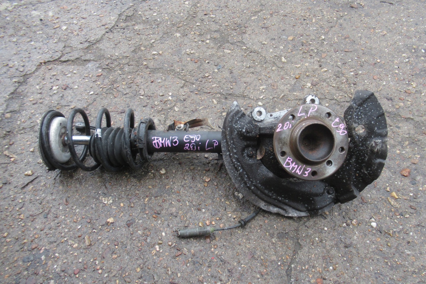 BMW E90 2.0 and McPherson left front EU.