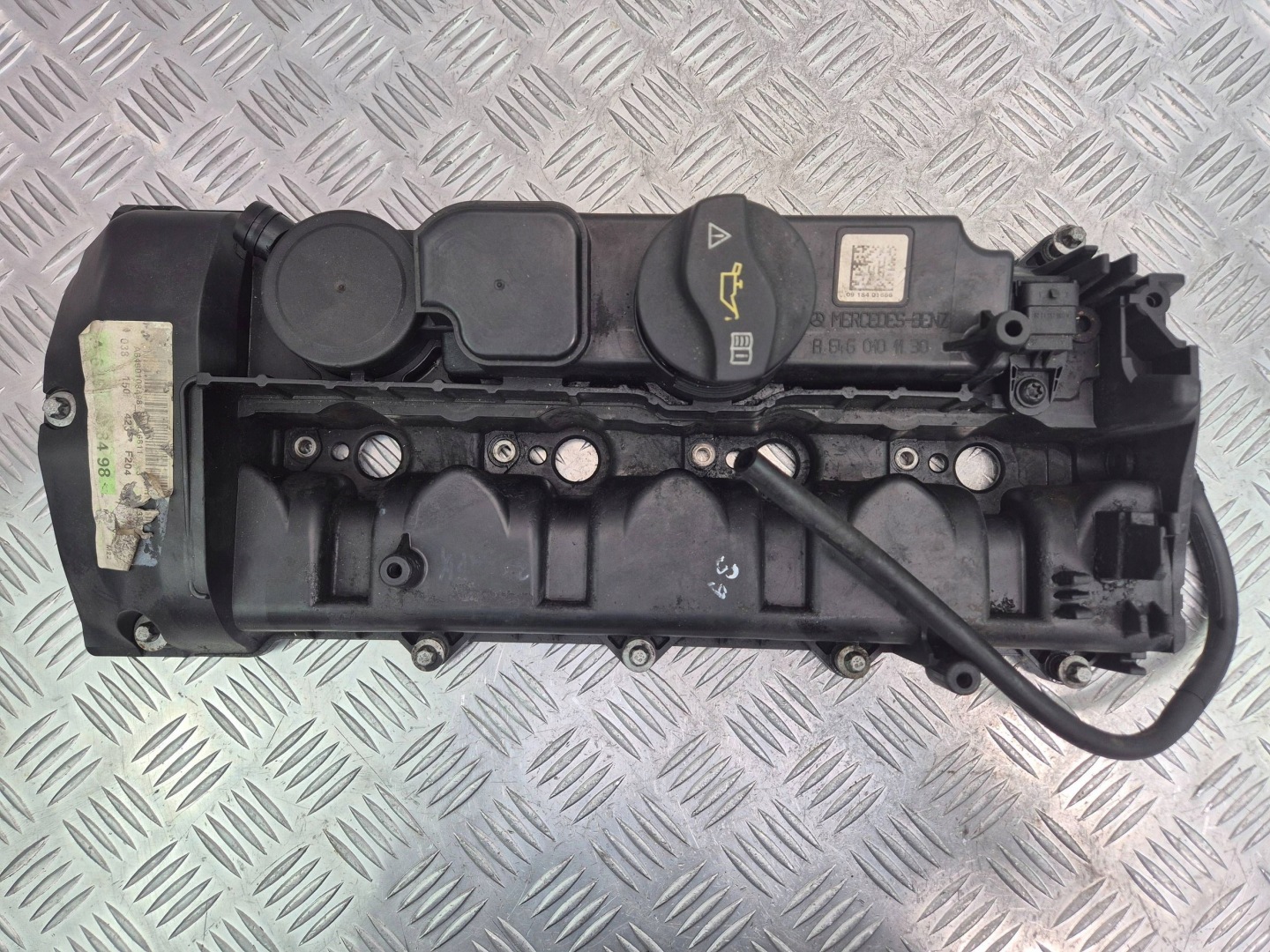 Mercedes C200 CDI W204 Abdeckung der Ventile A6460101130