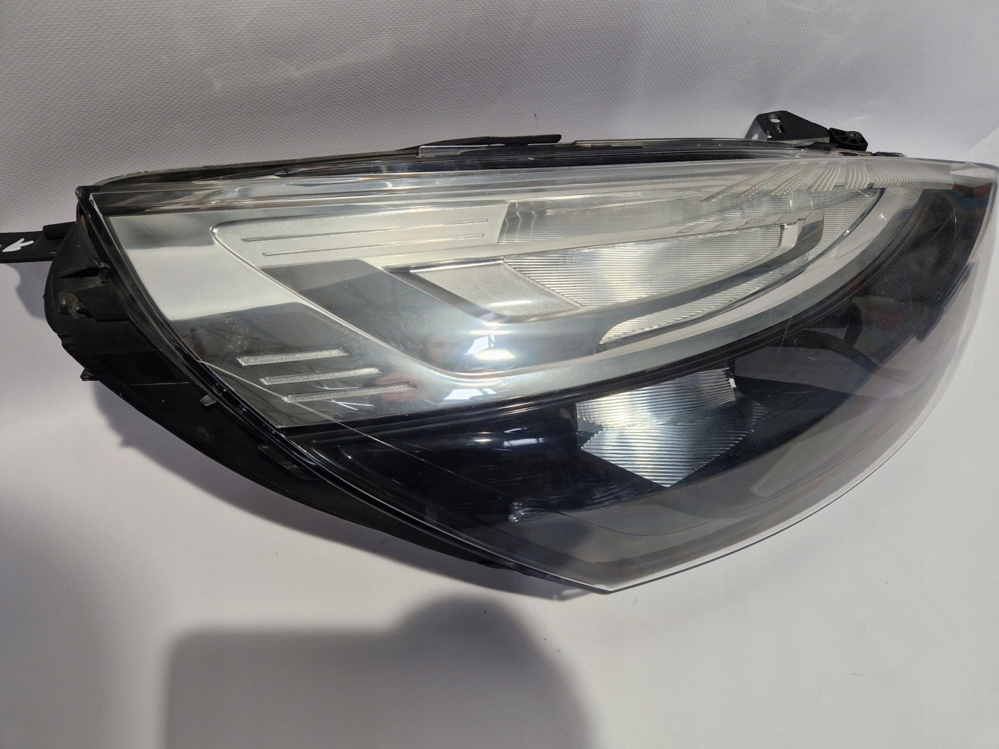 light right front RENAULT CLIO IV LIFT 16-19 original 260102104R