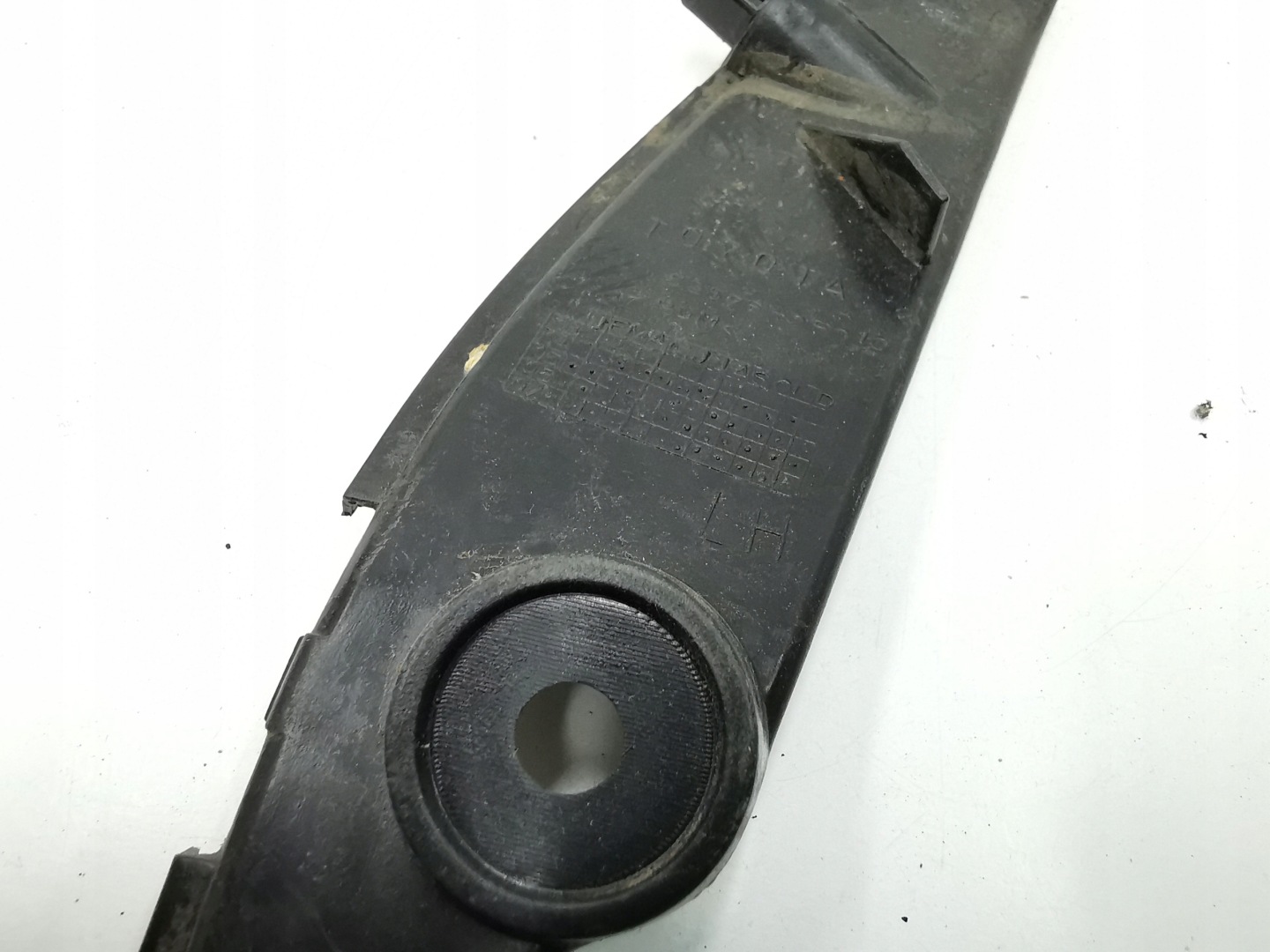 bumper bracket left rear part TOYOTA VERSO 04-08 52576-0F010