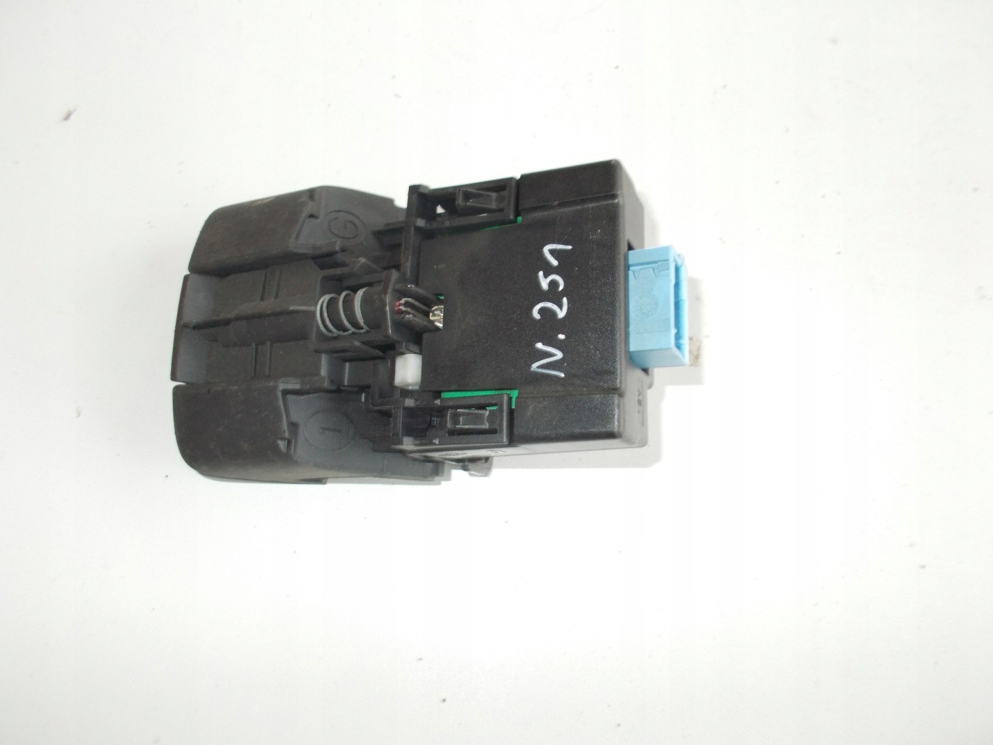 Bouton Électrique Interrupteur RENAULT ESPACE IV 4 8200048590-E