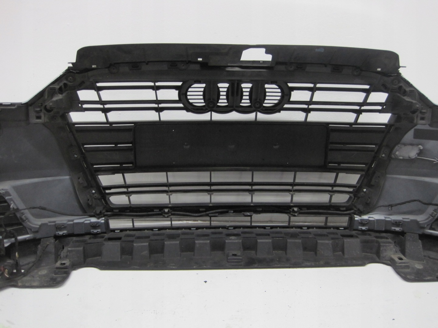 bumper Audi A3 8V0 XENON LIFT front front