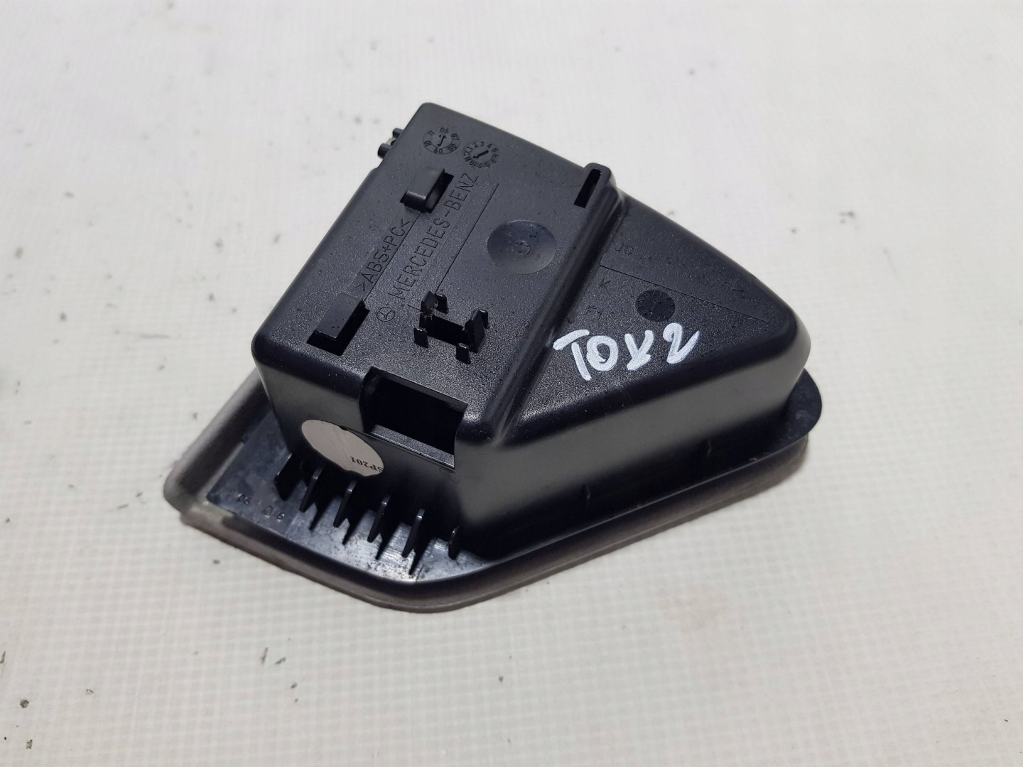 ashtray door rear rear part side left Mercedes E W211 2118400174