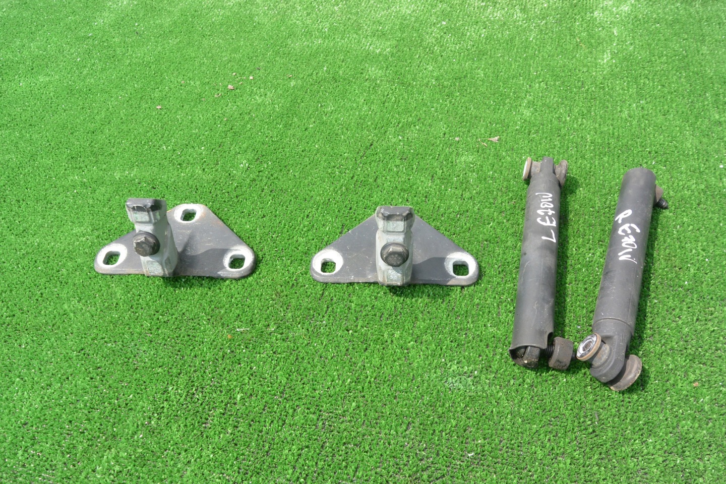 SILOWNIKI SCHARNIERE BURTY KPL BMW X5 X6 E70 E71