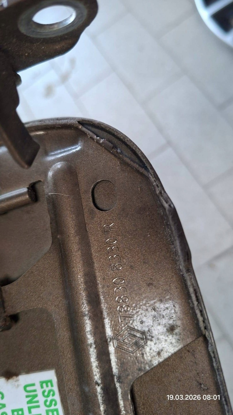 vratašca čep rezervoara goriva Renault Kadjar 788308330R