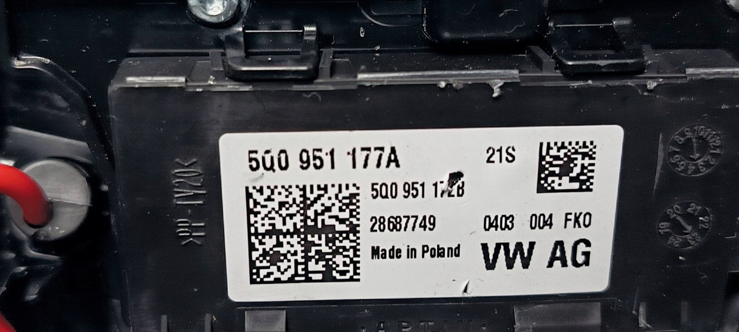 PANEL 5Q0951177A 4K0959728A AUDI A4 B9 QUATTRO