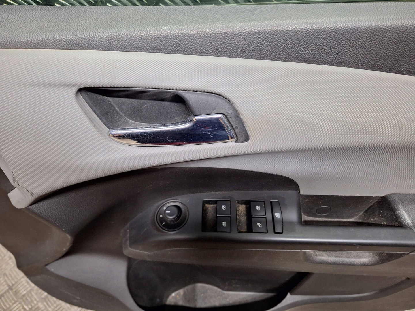 door right front CHEVROLET AVEO T300 11-14 complete