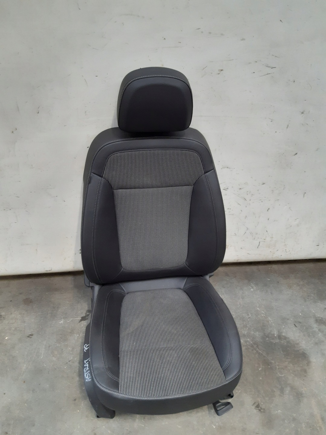 Sitze polskorka kombi kpl Opel Astra J