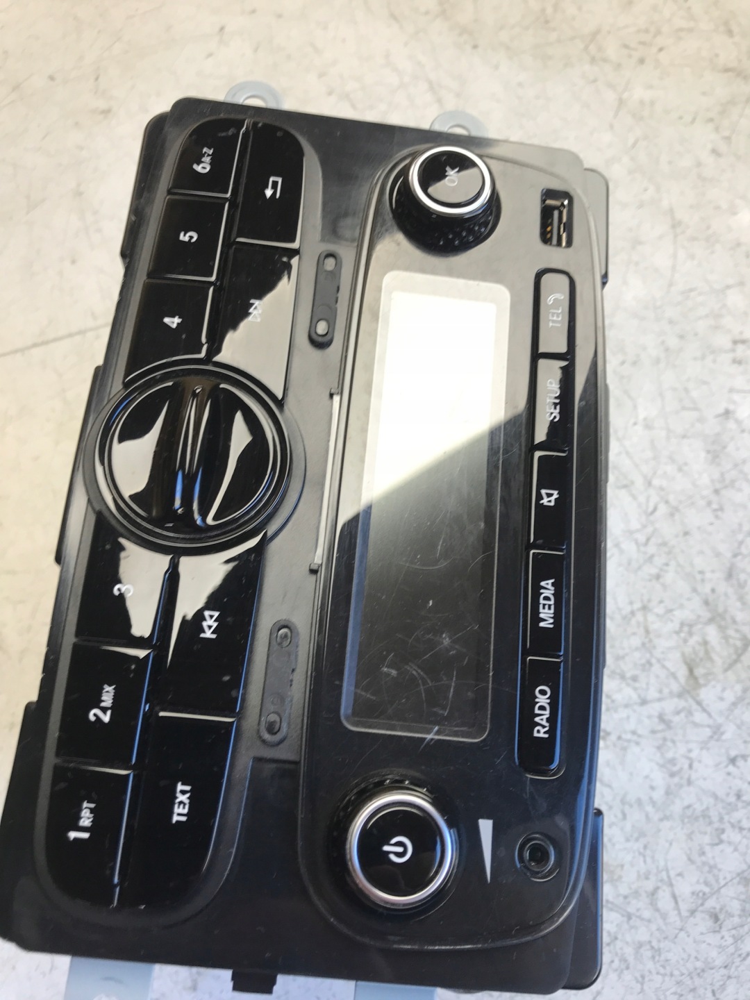 RADIO CD SMART FORFOUR 453 II A4539008502
