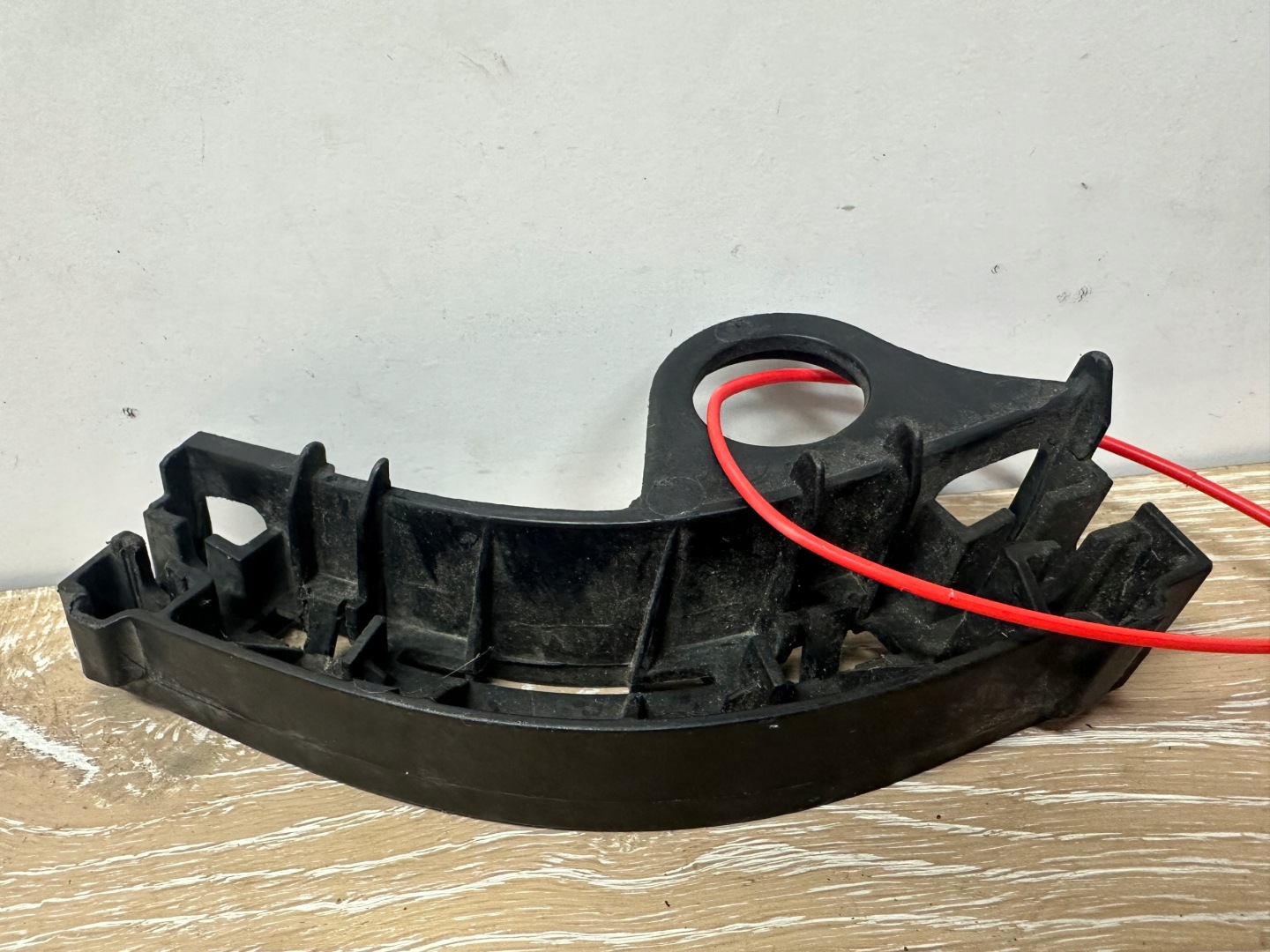 bumper bracket left front BMW X5 E70 7165471
