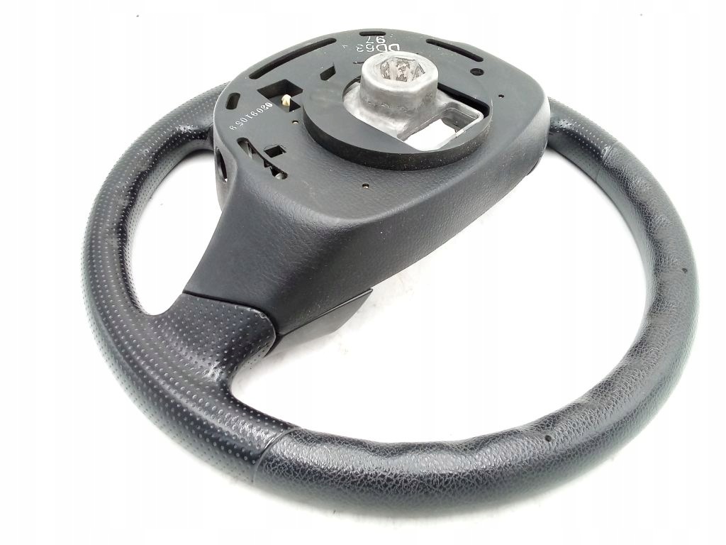 Mazda 2 DY lenkrad trojramienna wielofunkcyjna