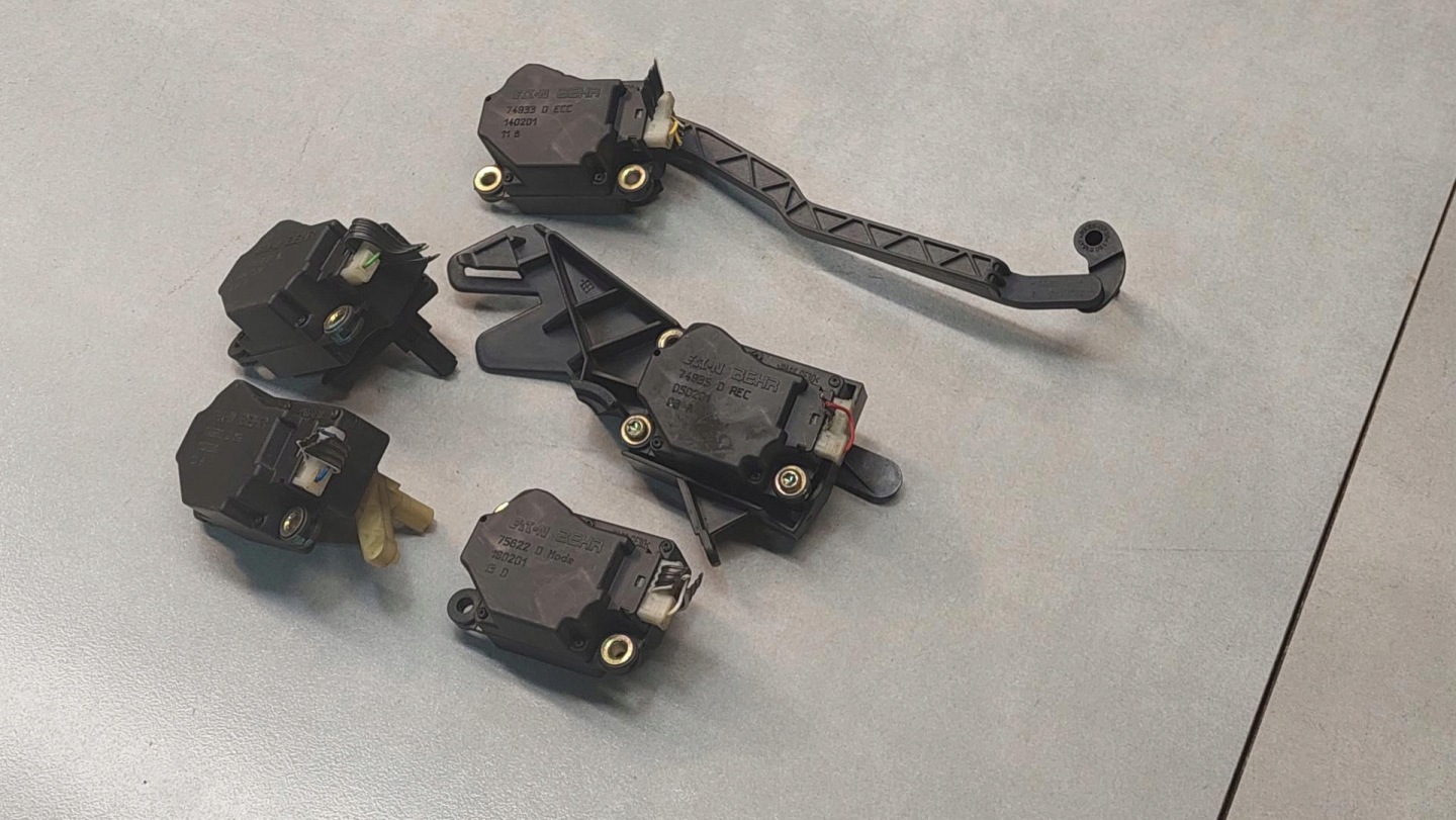 Micro moteur Bloc de chauffage complet KOMPLET VOLVO V70 II XC 2.4