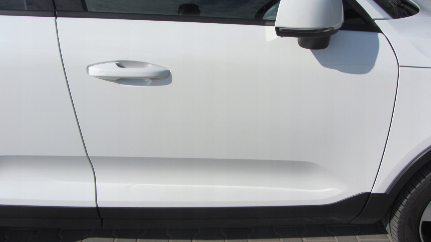 VOLVO XC40 XC 40 BIALE door right front complete right front colour 614