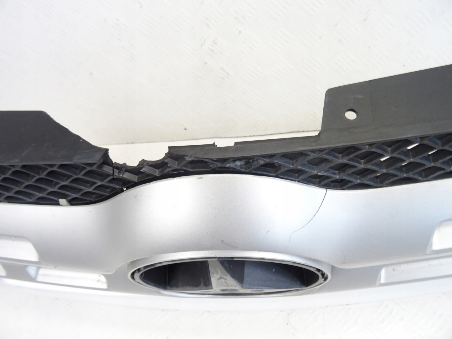 MERCEDES X-KLASA W470 bumper front front