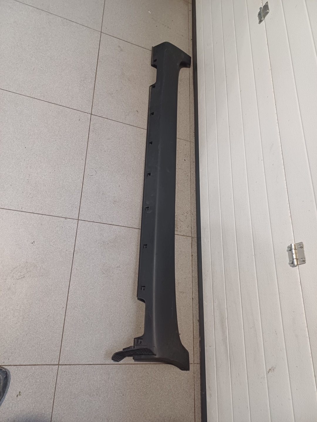 moulding threshold left KIA SPORTAGE III 87751-3U000
