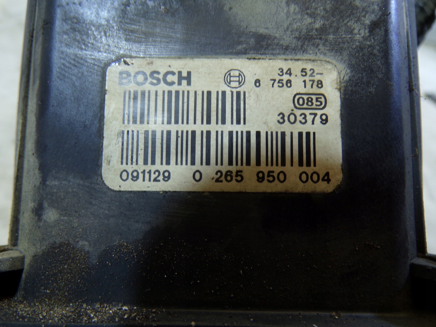 pump ABS BMW X5 E53 0265950004 (1)