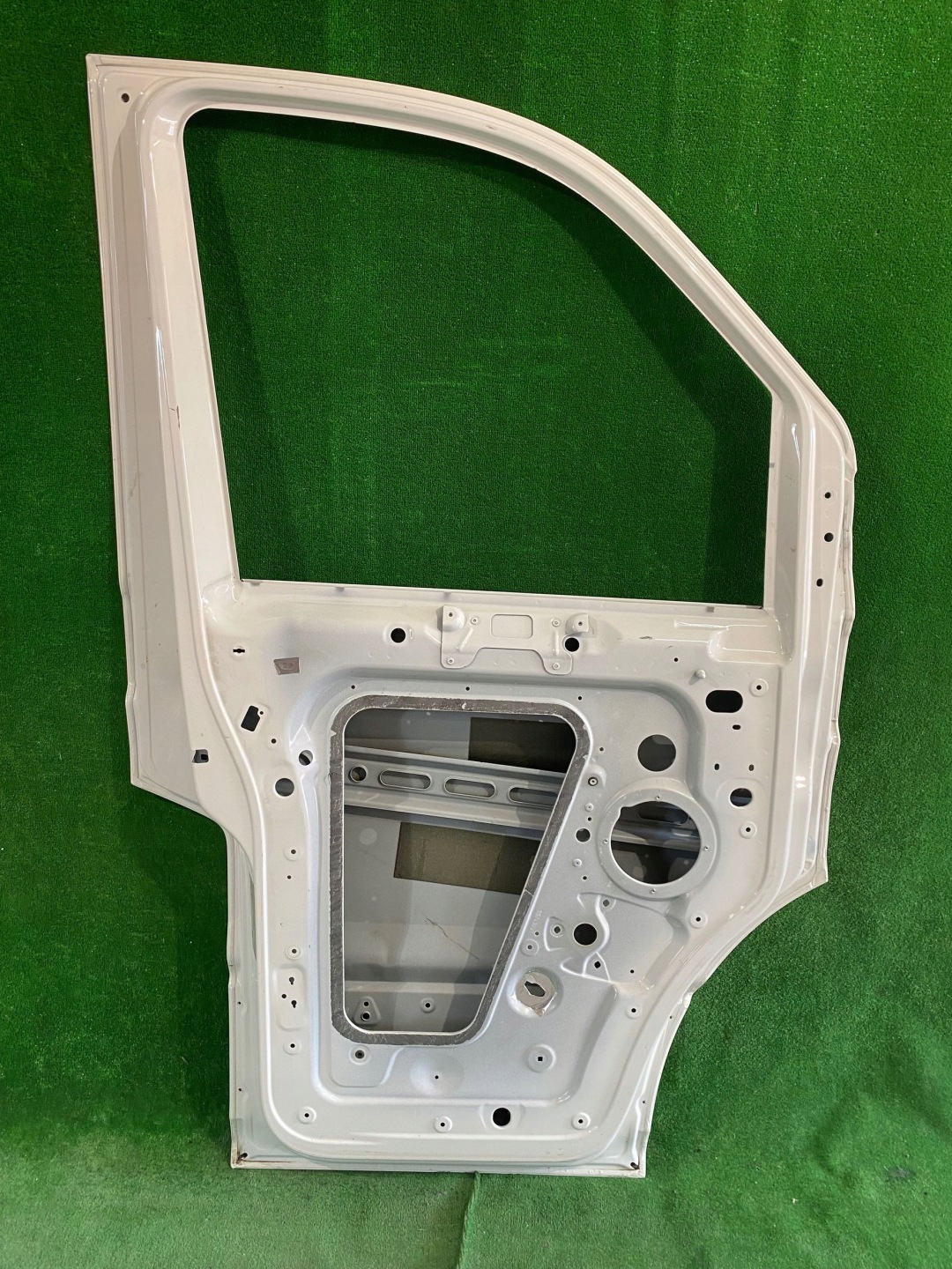door front left VW CRAFTER II MAN TGE NR.67