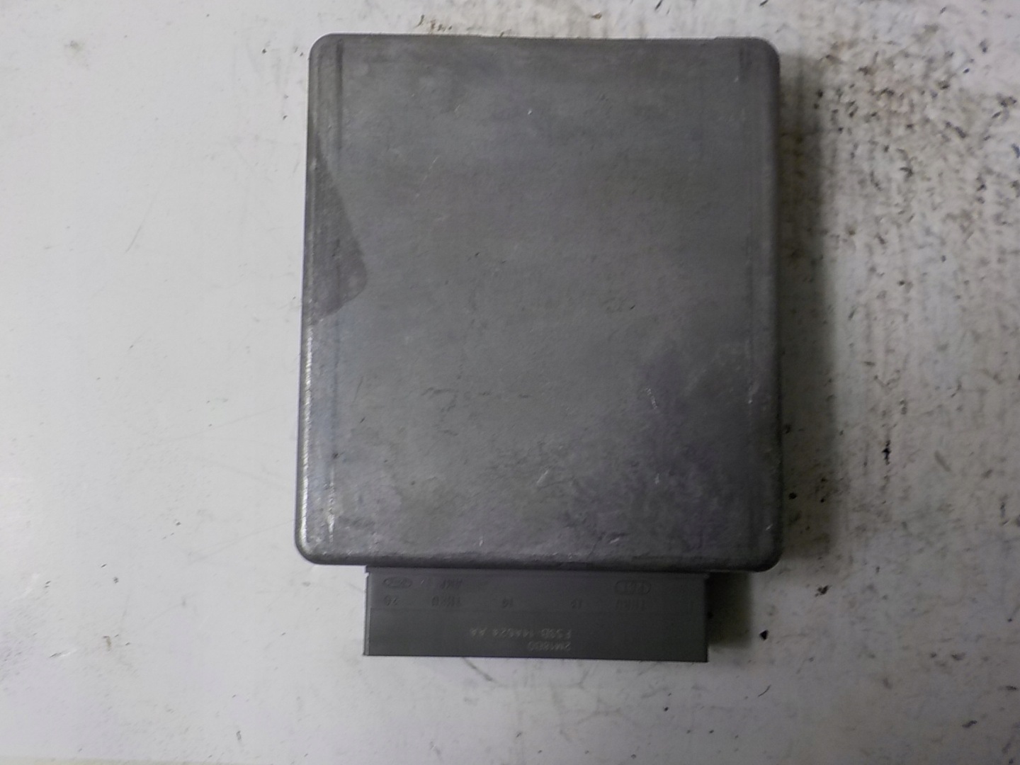 FORD MONDEO MK3 ST 3.0 V6 computer control unit 3S71-12A650-ABB LBO-323 1AKB