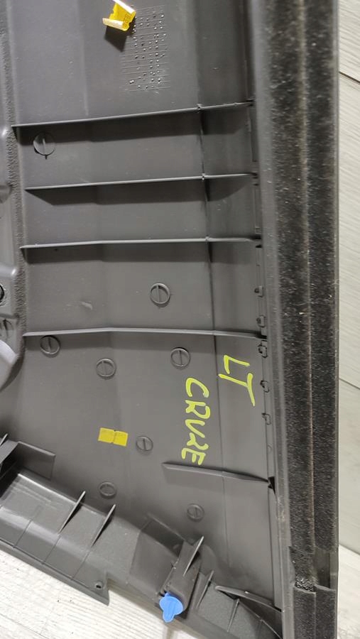 upholstery door left rear part Chevrolet Cruze
