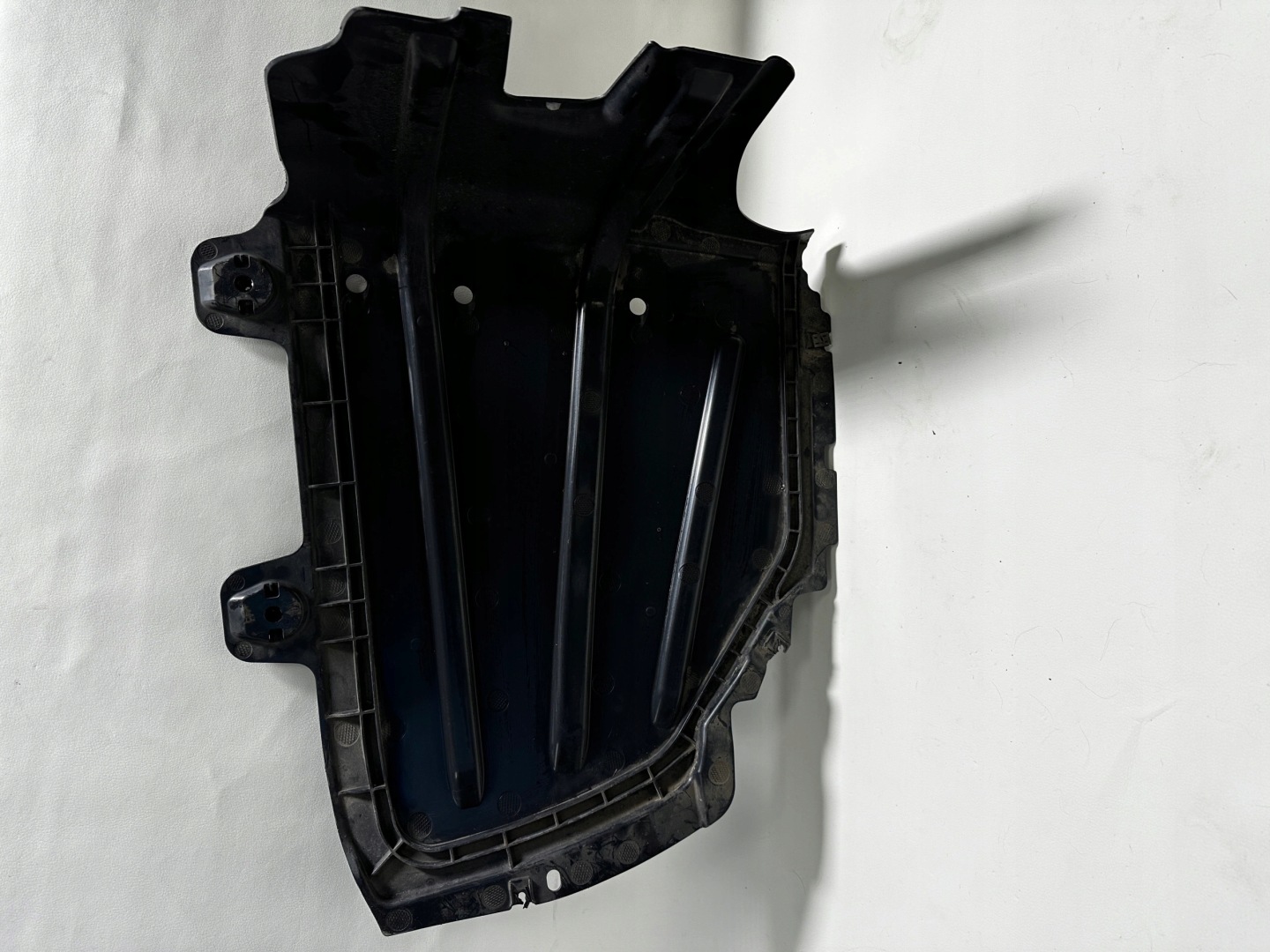VOLKSWAGEN GOLF VIII BLENDE ABDECKUNG UNTERFAHRSCHUTZ 5H9825206