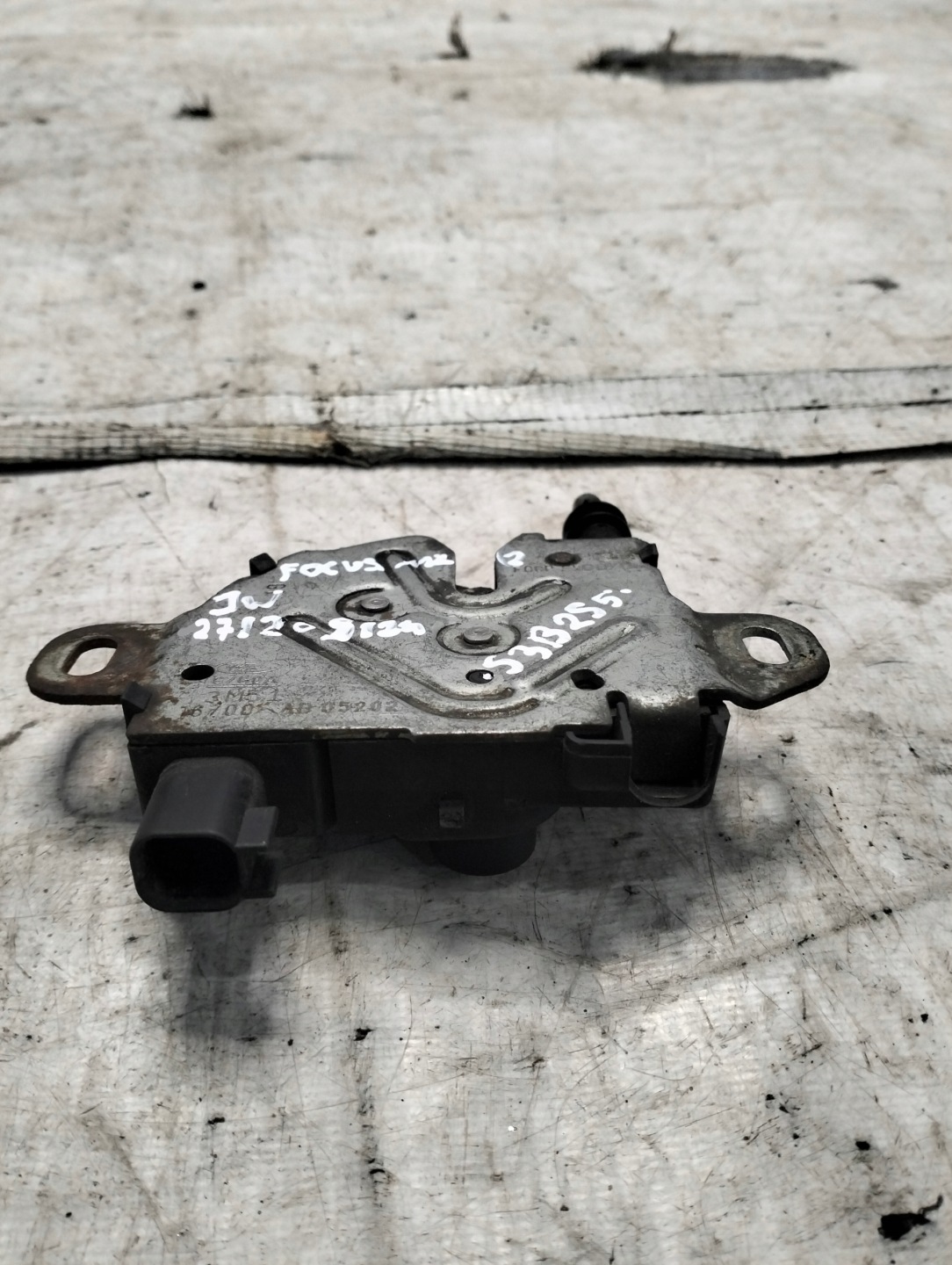 bonnet latch lock FORD FOCUS MK2 2005r 3M5116700AB