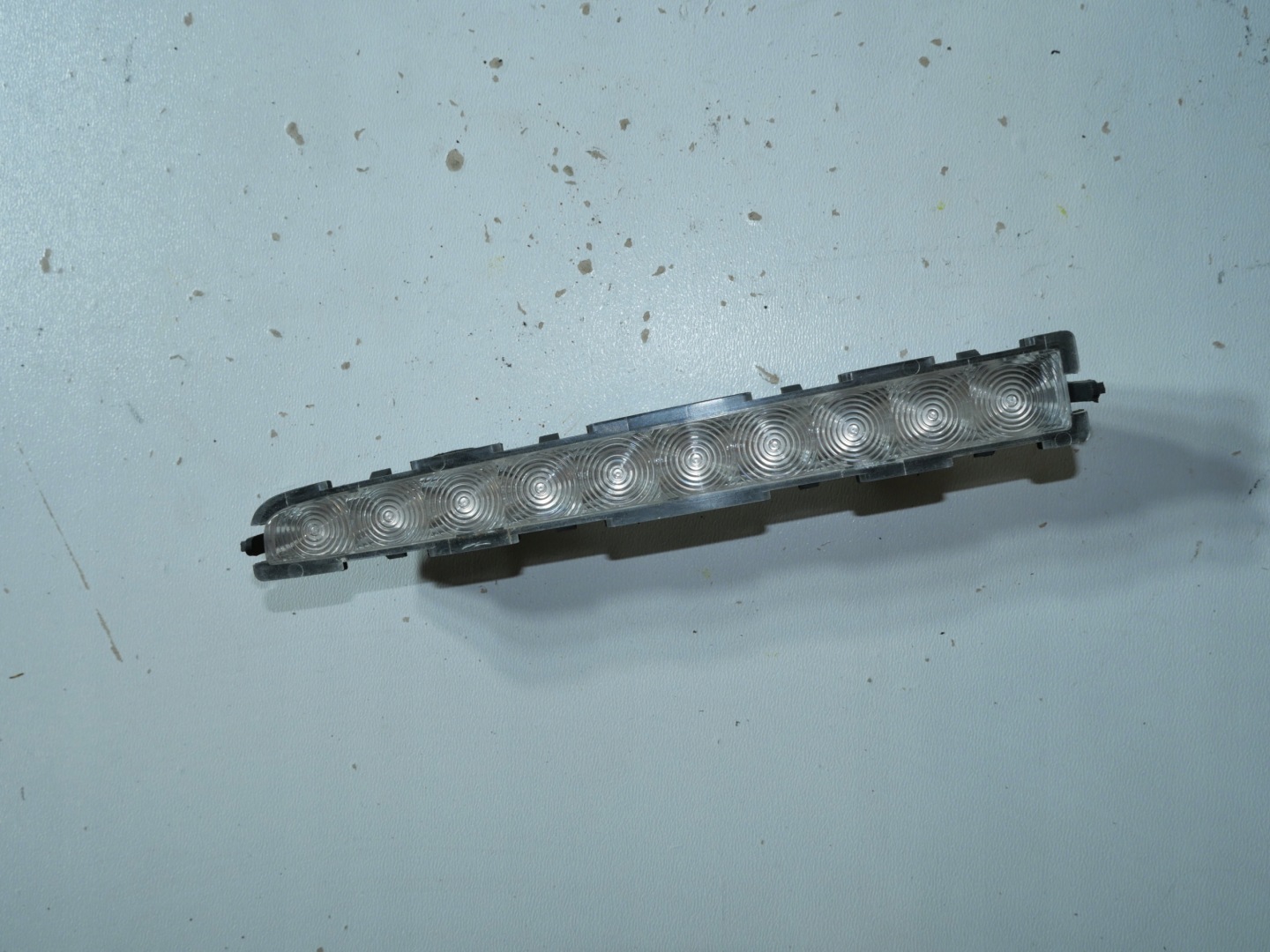 TRZECIE svetlo STOP VW T5 7E1945097