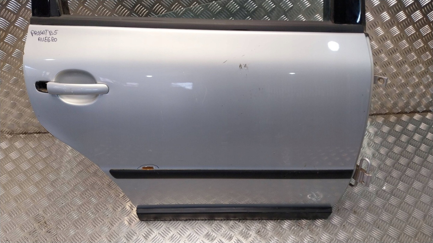 Portière Arrière Droit VW PASSAT B5 Berline 96