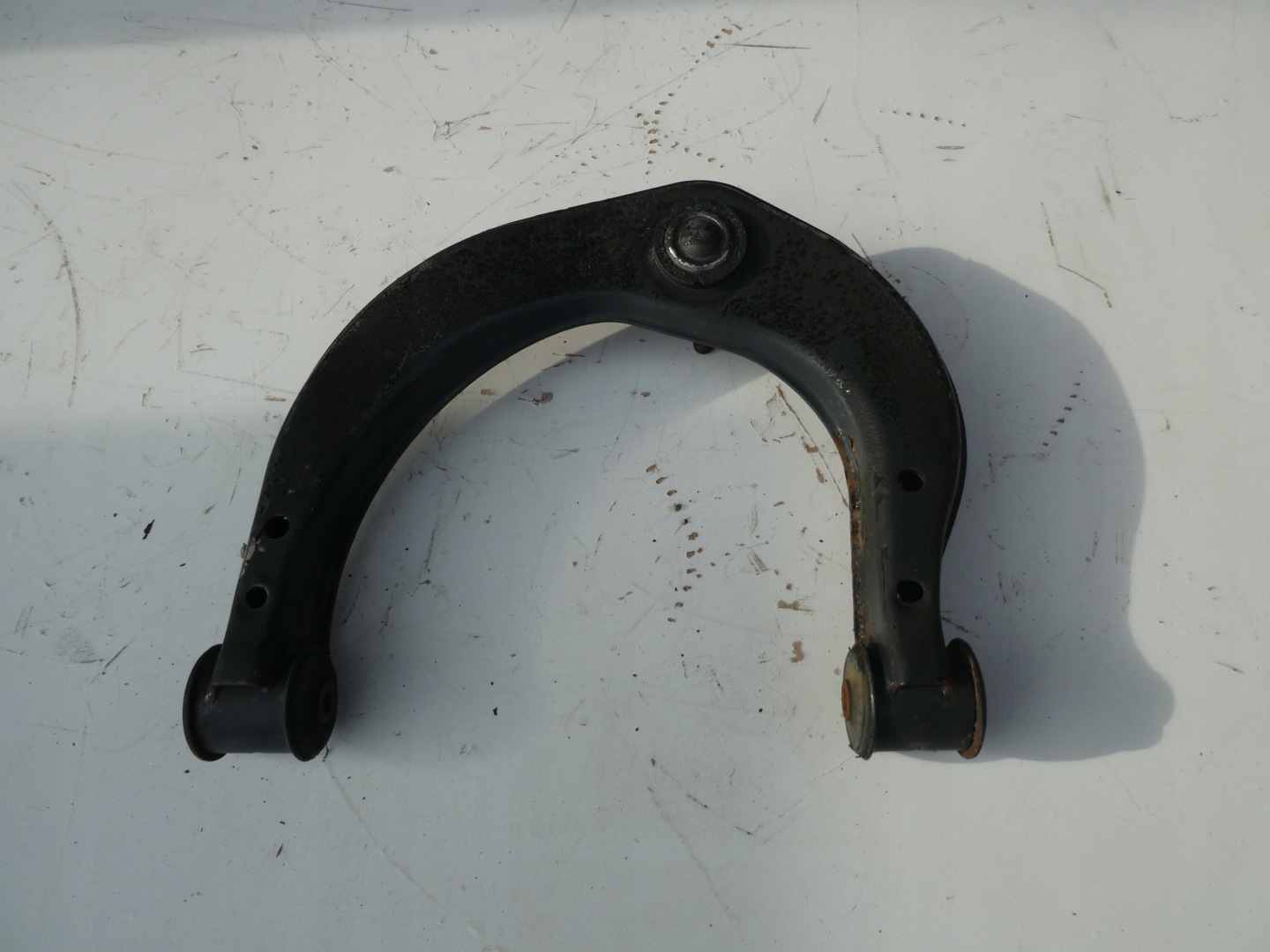 VW AMAROK arm right upper 2H0