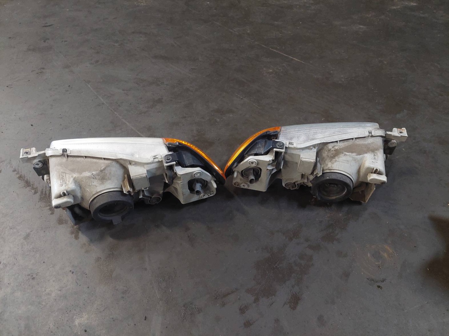 complete front bonnet bumper light fender MAZDA PROTEGE BJ sedan 4F