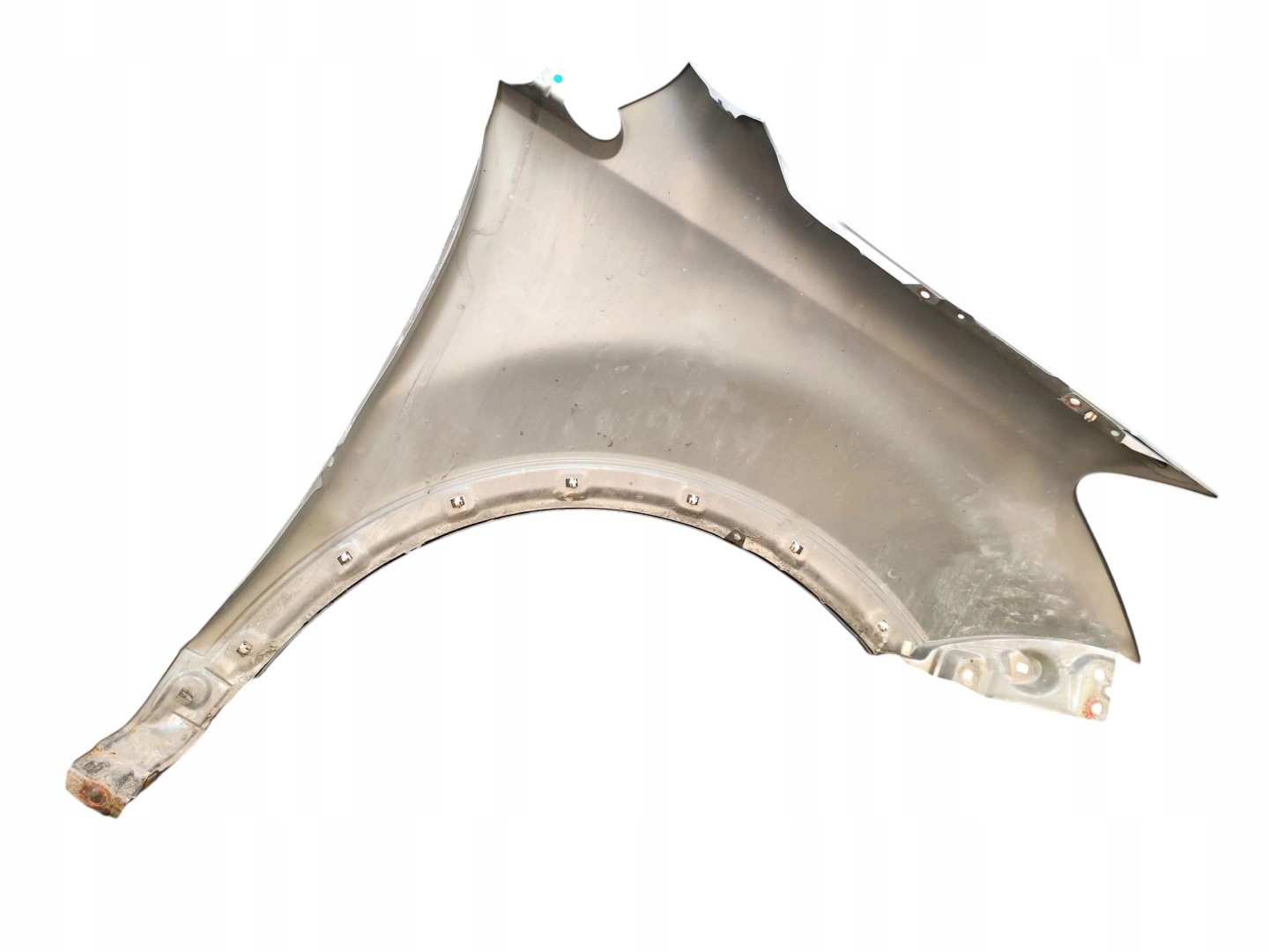 fender left front SSANGYONG KORANDO III (2010-2013) KOD LAKIERU EAX