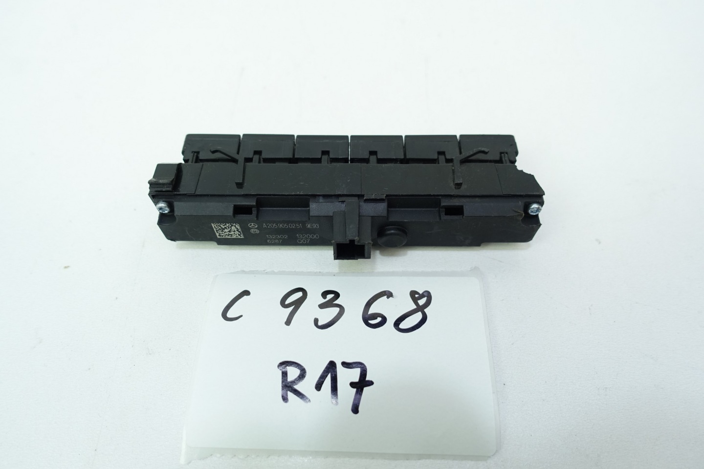 PANEL PRZYCISKOW Module BLOKAD MERCEDES A2059050251