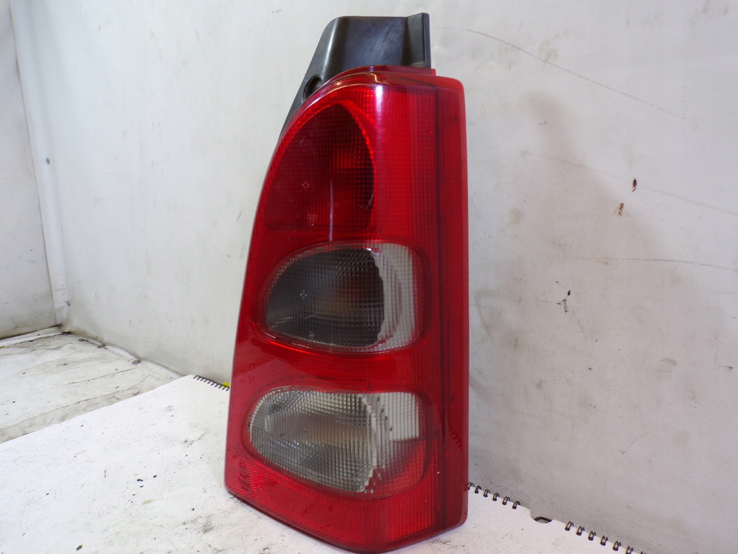 light rear rear part right SUZUKI WAGON R+ (K)
