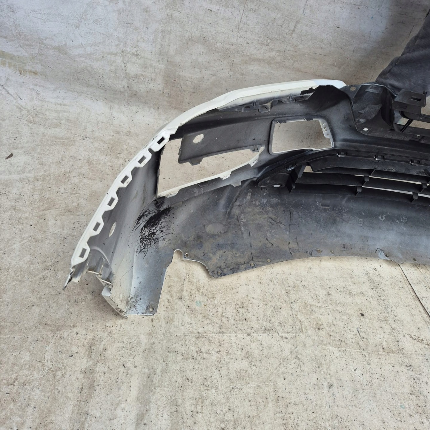NISSAN X-TRAIL III 3 T32 LIFT 17-21 bumper front front PDC