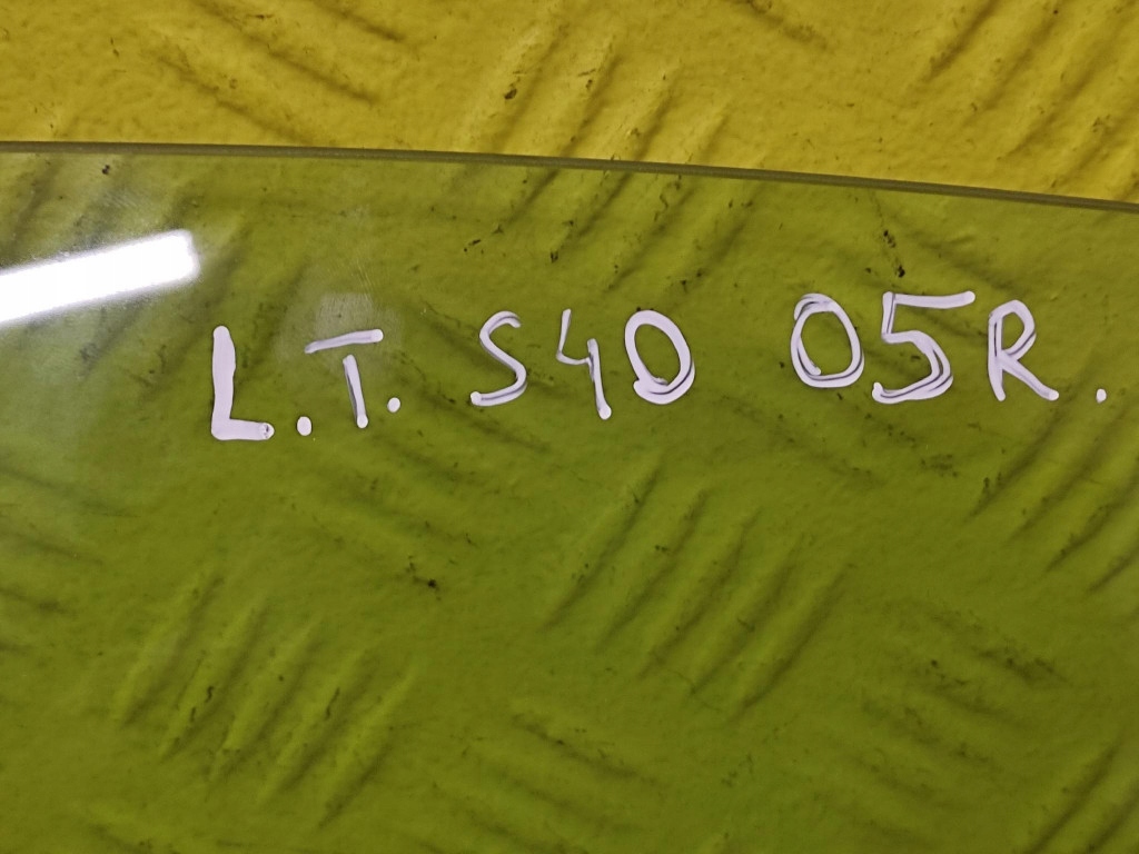 VOLVO S40 II window door left rear part