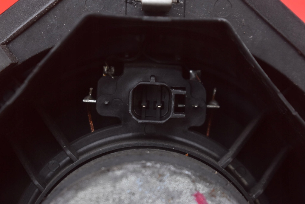 speaker right rear part 13240948 SAAB 9-5 95 2 II 10-12