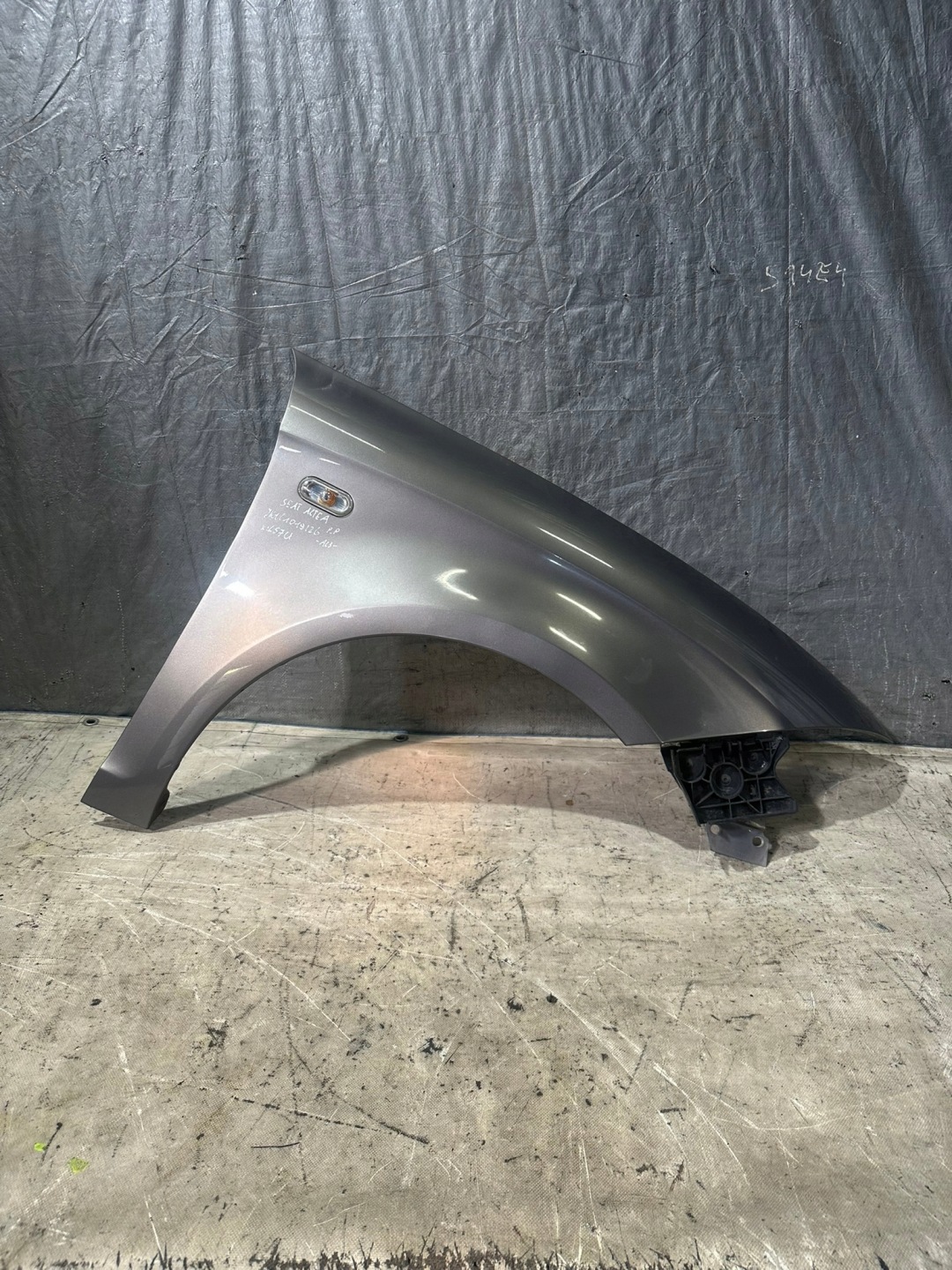 fender right front SEAT ALTEA 2006R LS7U