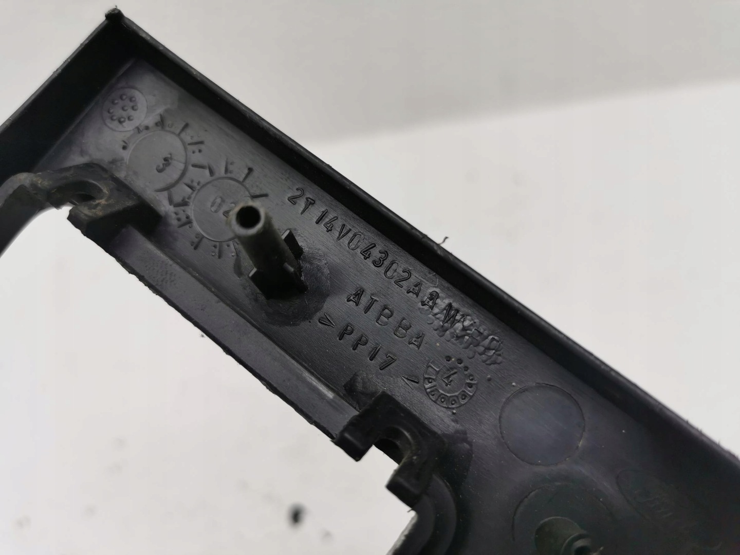 Couverture tablier moteur Console Moyen FORD CONNECT MK1 02-13 EU