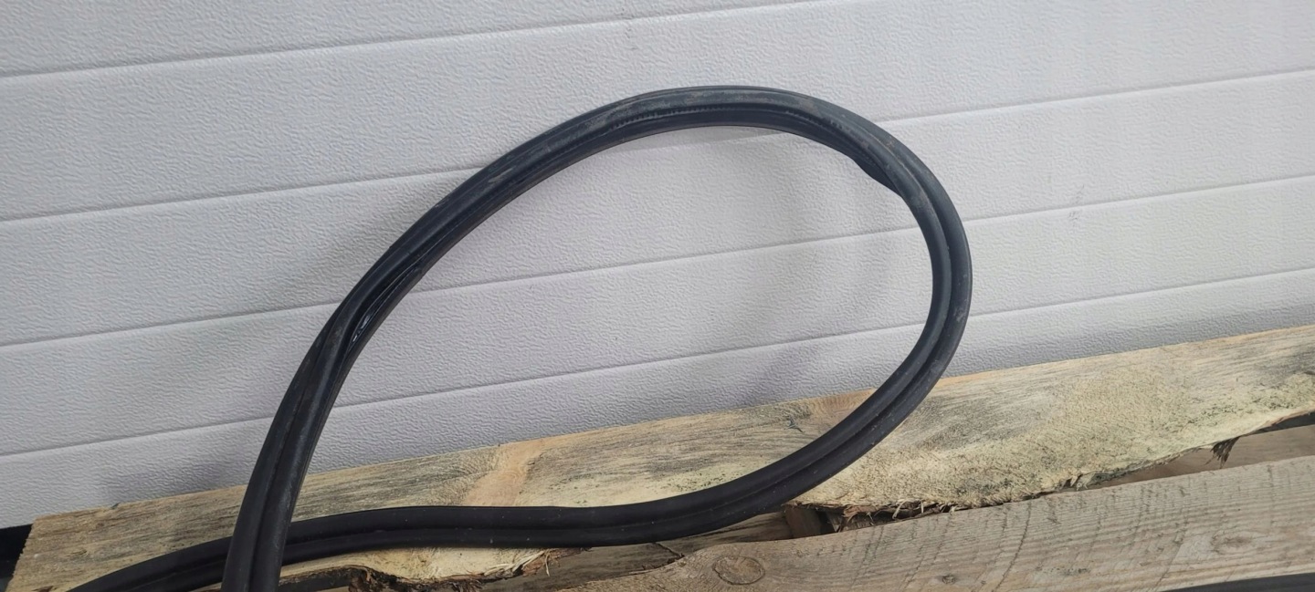 A6 C7 4G gasket bonnet boot rear part KOMBI